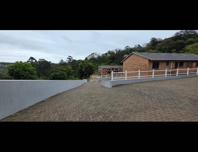 2 BEDROOM APARTMENT FOR SALE IN ESCOMBE